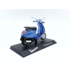 Skuter Vespa Primavera 150 2014 light blue - skala 1:18 - Centauria